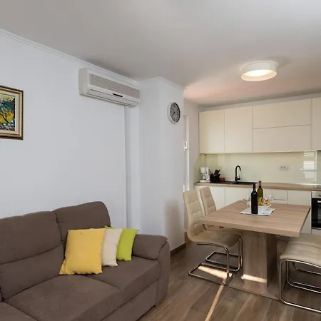 Apartament Gigi - Two Bedroom With Terrace And Sea View Dubrownik