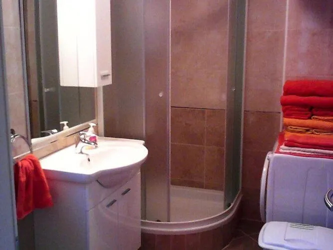 Gigi - Two Bedroom With Terrace And Sea View Apartamento *