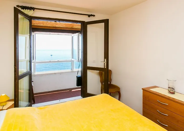 Gigi - Two Bedroom With Terrace And Sea View Dubrovnik