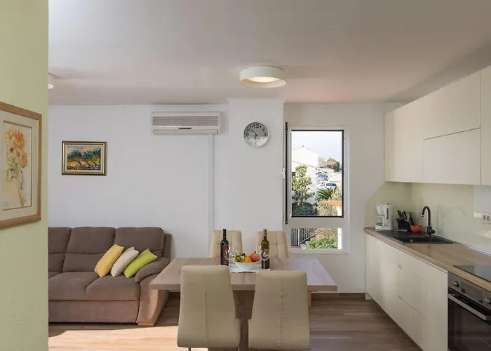 Gigi - Two Bedroom With Terrace And Sea View Dubrovnik